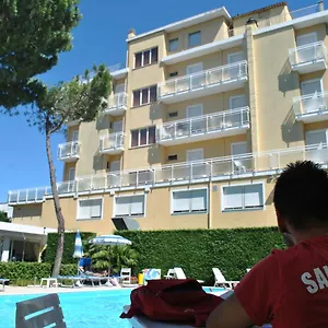 Bahama 3*, Rimini Italie